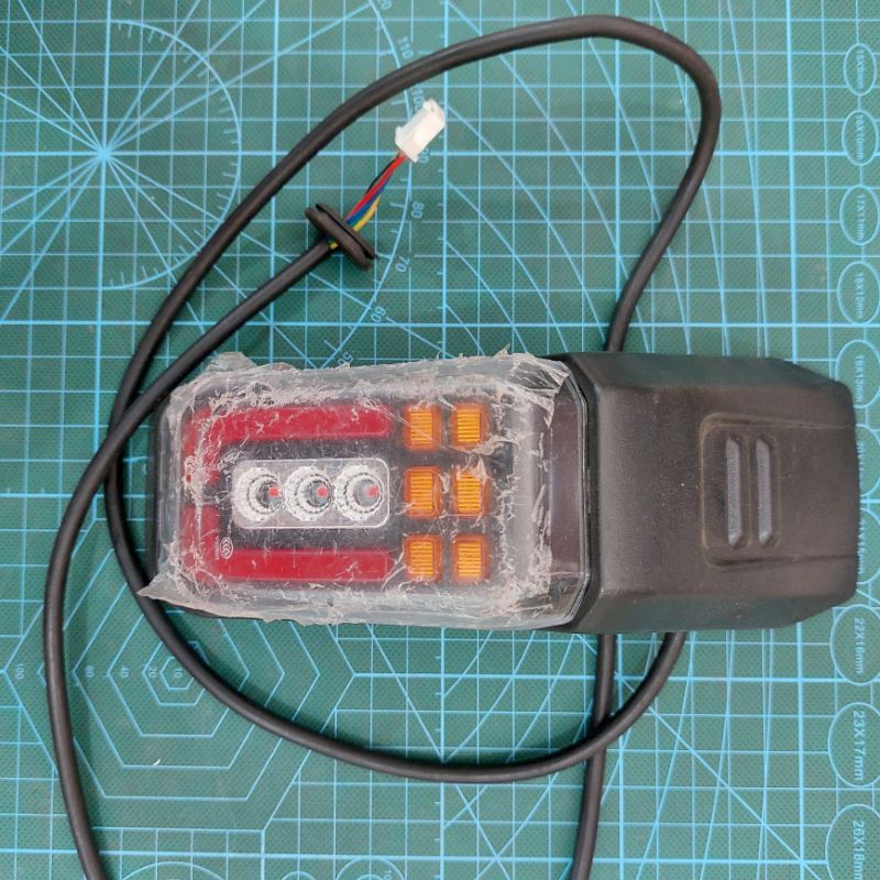 lampu sen sepeda listrik roda 3 uwinfly maleo