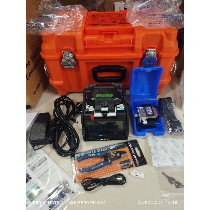 SUMITOMO Z2C/ Fusion Splicer Sumitomo Z2C/Splicer Sumitomo Z2C