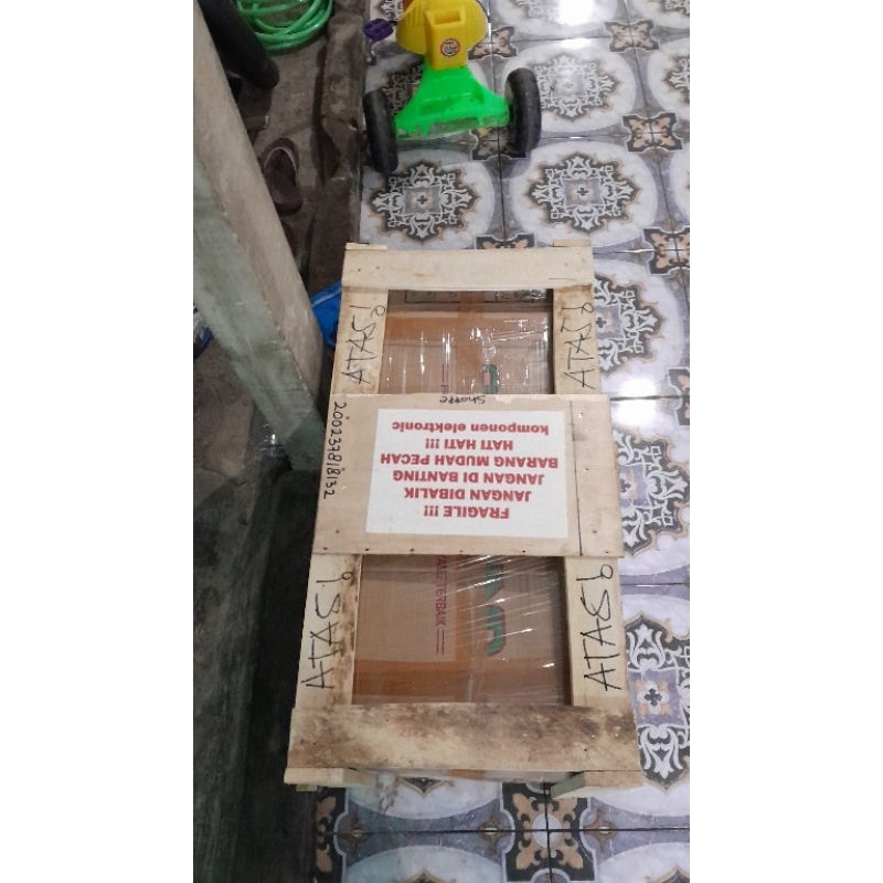 

packing kayu