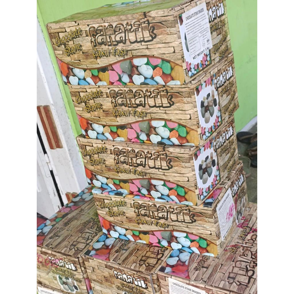 

Coklat Kerikil Dus (5 Kg)|| Kadai Dayoem Oleh-oleh Haji dan Umrah, Herbal dan Organik
