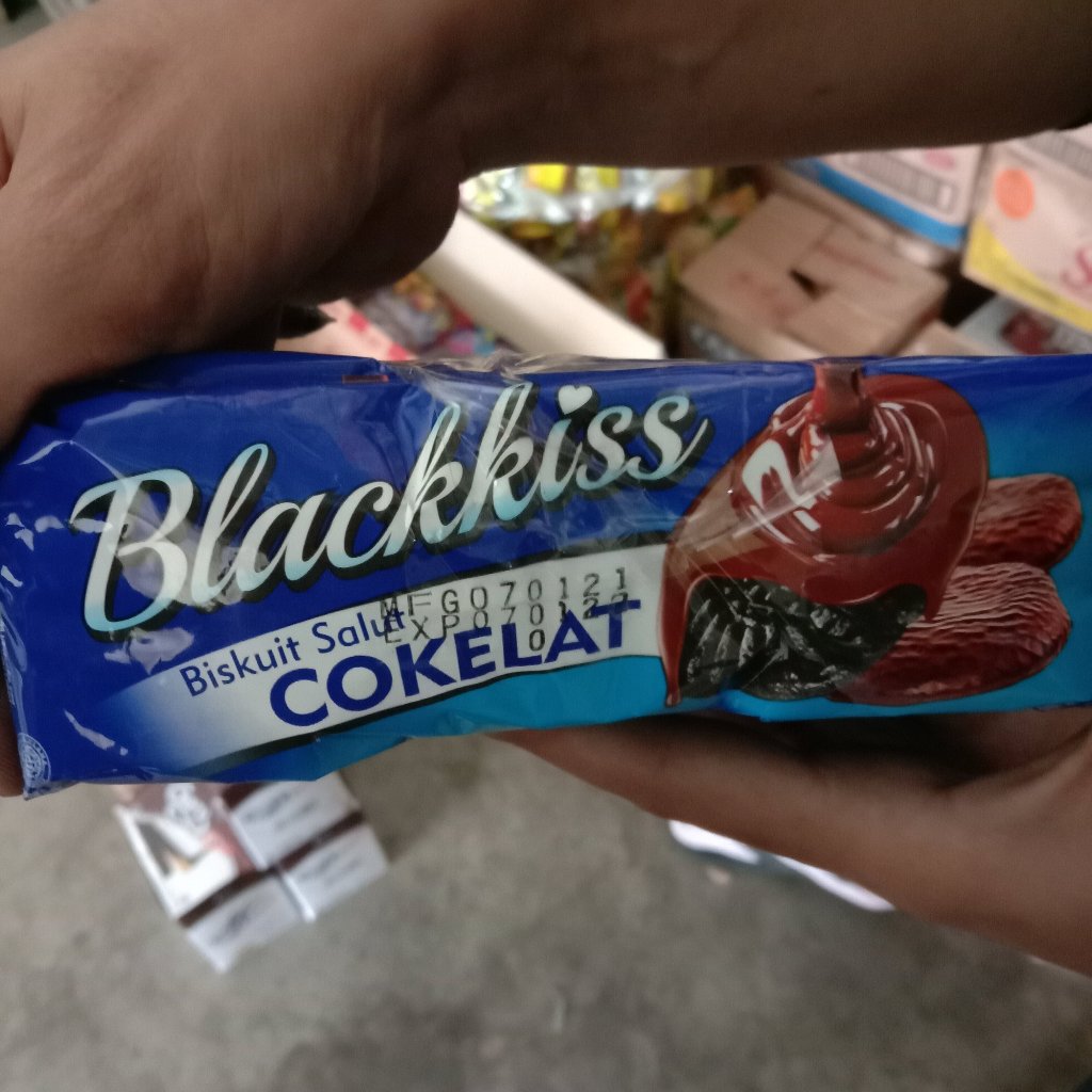

Biskuit Coklat BLACKKISS (12X20)