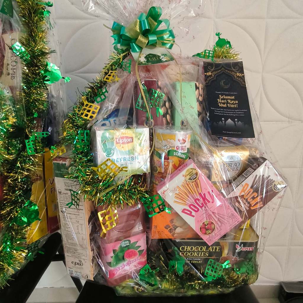 

Hampers Parcel Lebaran Idul Fitri Premium Tipe B - Khusus Batam