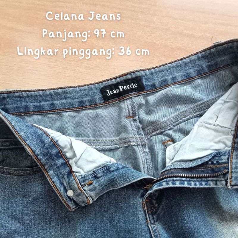 PRELOVED CELANA JEANS ROK CREAM