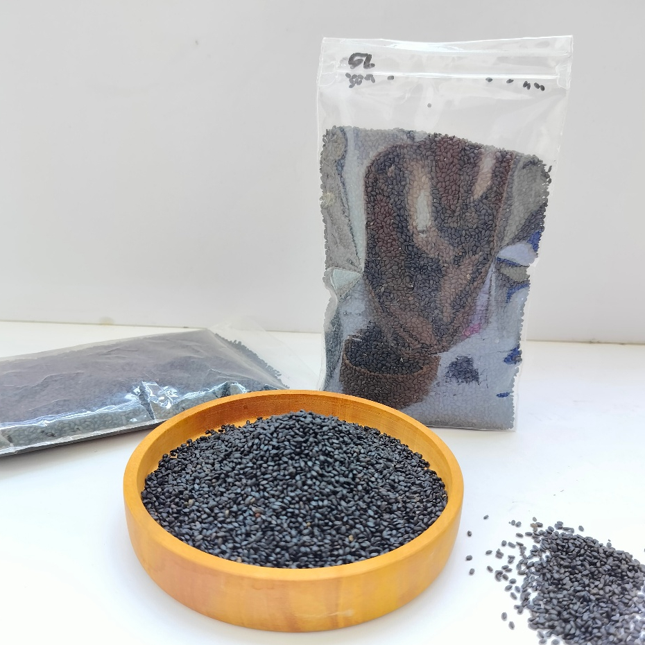 

BIJI SELASIH PREMIUM BERSIH KERING TANPA BAHAN CAMPURAN