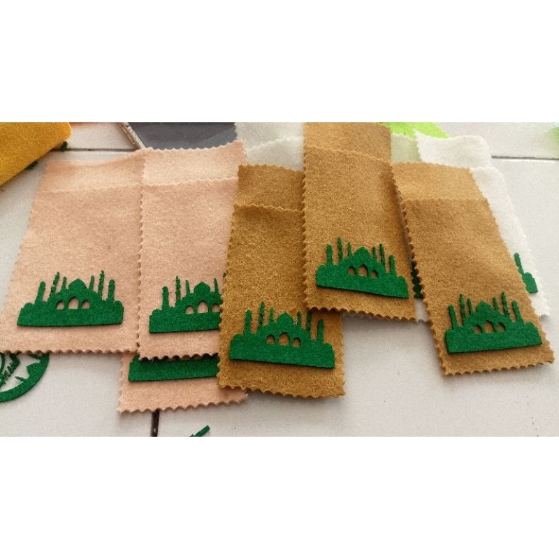 

amplop/angpao lebaran kain flanel murah 1pack isi 10pcs