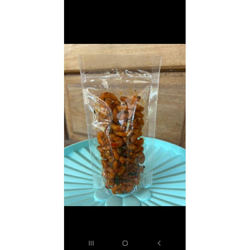 

MAKRONI