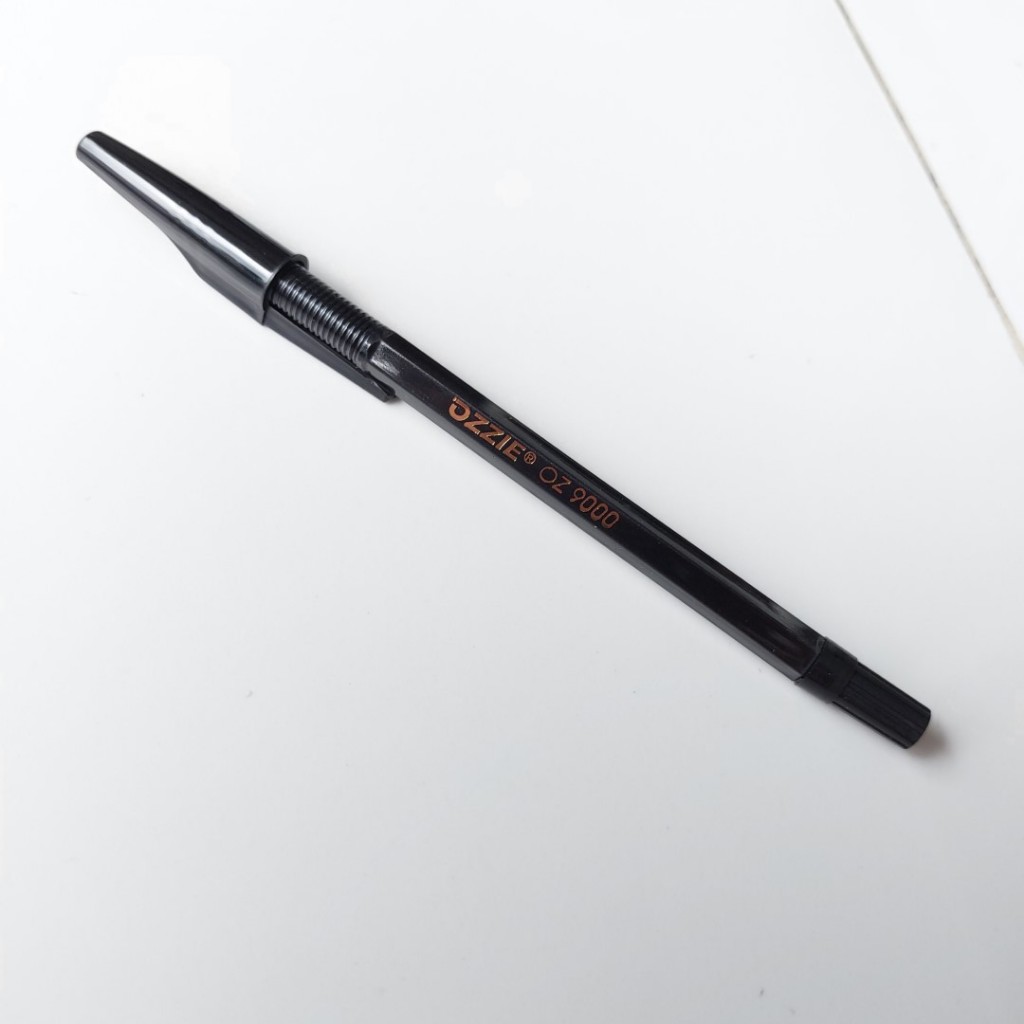 

Pulpen OZZIE OS 9000 0.5mm Hitam - 1 Buah