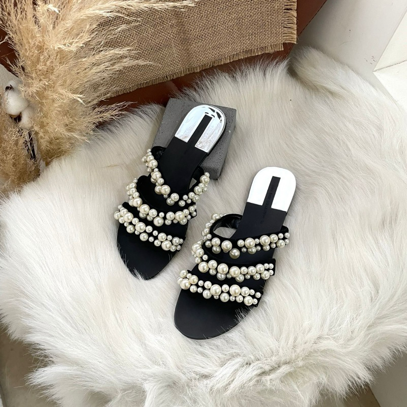 Strappy pearl sandals by Zara import high quality fashion shoes sandal tali wanita pesta kantor kerj