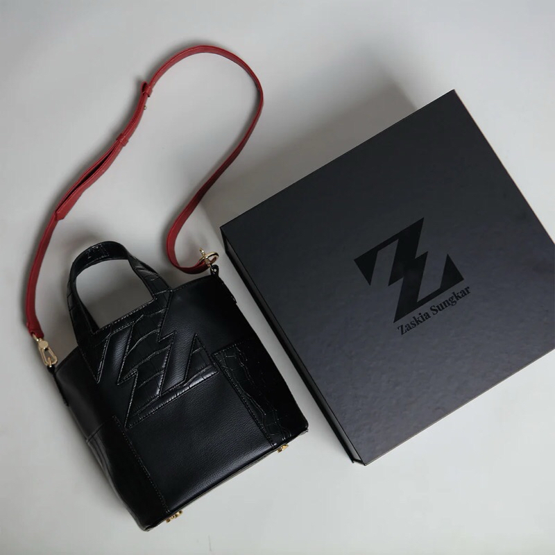 Zaskia Sungkar Chals Bag