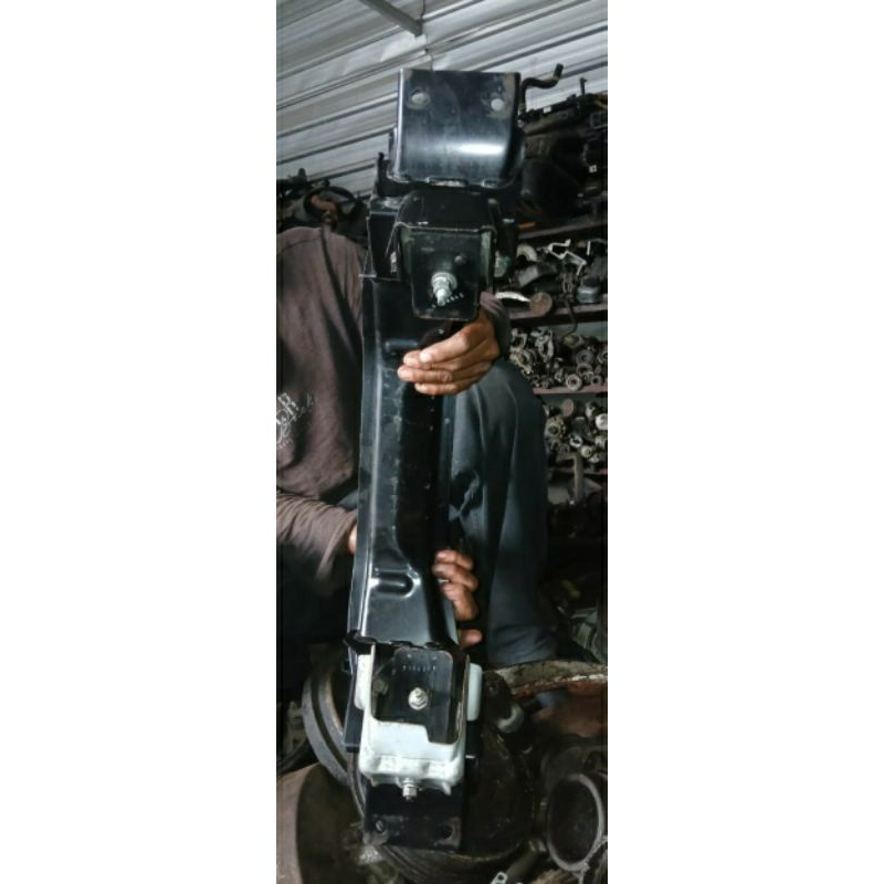READY DUDUKAN PENYANGGA PANGKON MESIN L300 DIESEL ( EURO 2 ) ORI COPOTAN