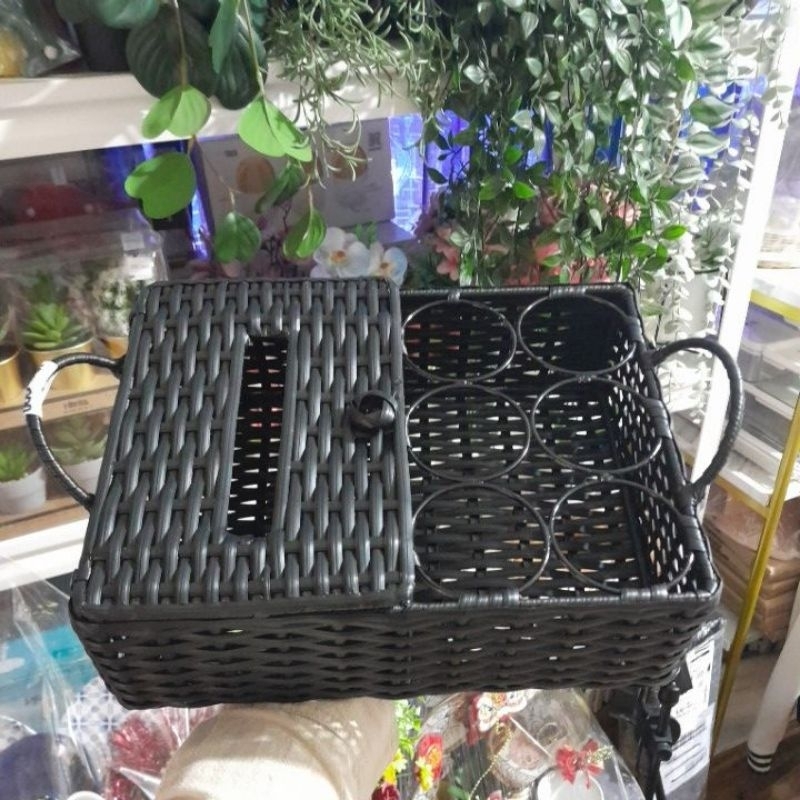 Tempat Tissue Dan Aqua Gelas Air Mineral/ Tempat Wadah Tisu Dan Aqua Rotan Sintetis Wadah Tissue Air