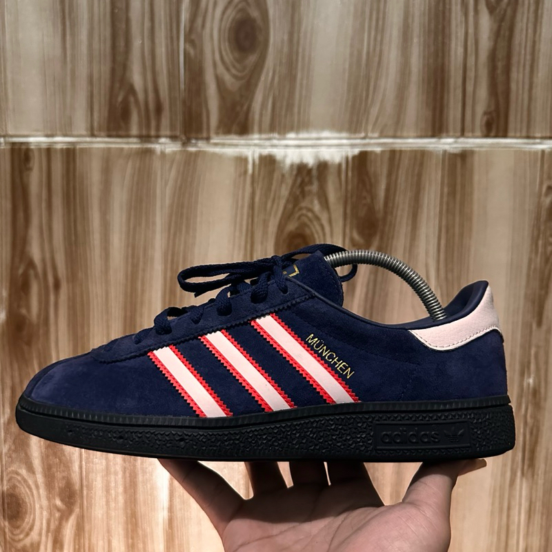 Adidas Munchen Edge (JAMINAN 100% ORIGINAL)