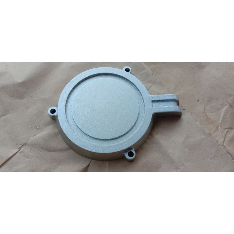 cover magnet tutup magnet bak kiri Yamaha LS3 original NOS