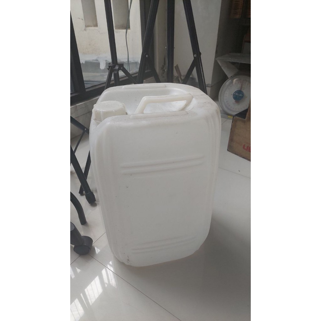 Jerigen 25 liter bekas