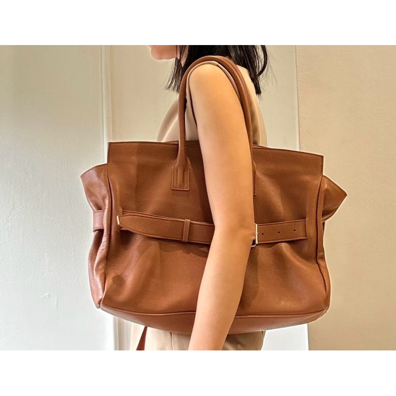 AESTHETIC PLEASURE AFFIX BROWN BAG