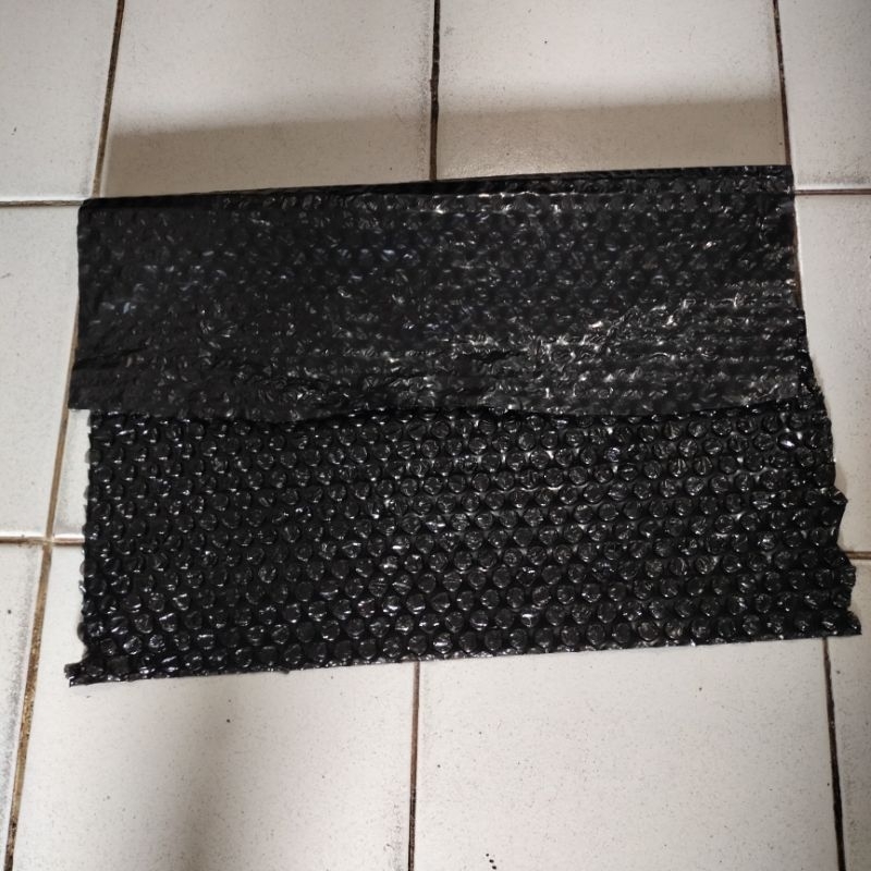 

Bubble Wrap Packing Pengaman Extra / Tidak di Jual Terpisah (dibeli bersama Produk)
