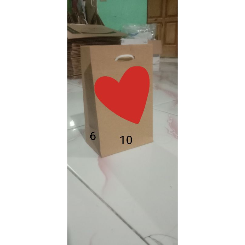 

paperbag plus sablon UK 10x6x15