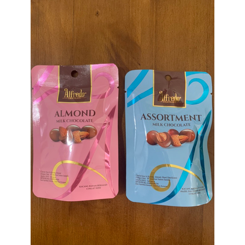 Coklat Alfredo almond pouch 30gram
