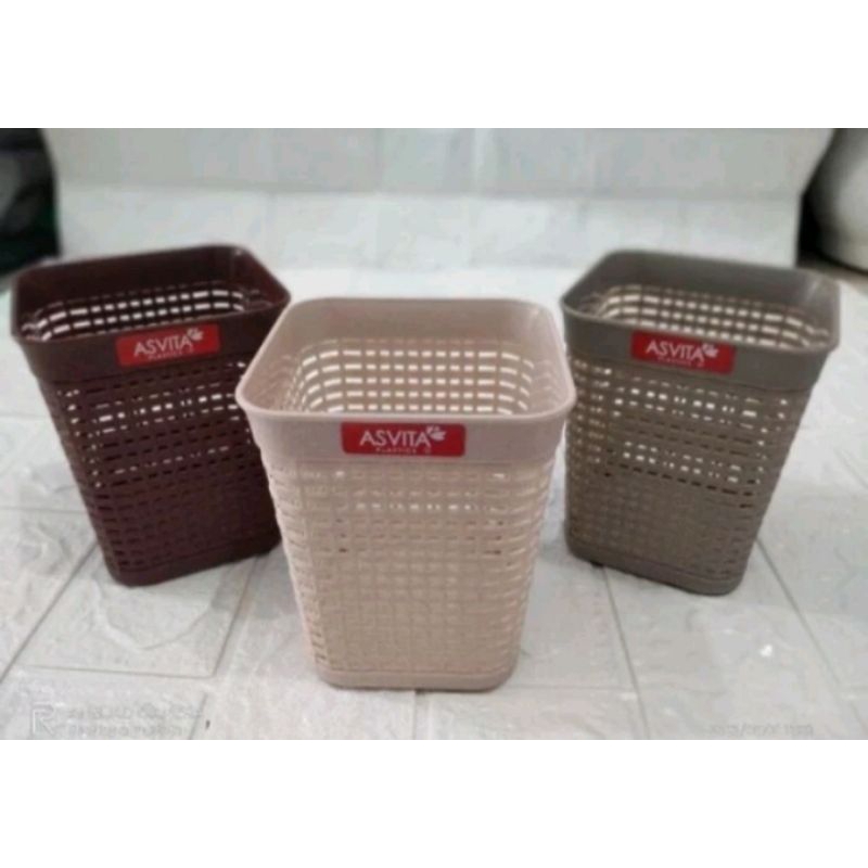 

tempat pensil segi rotan plastik/tempat serbaguna