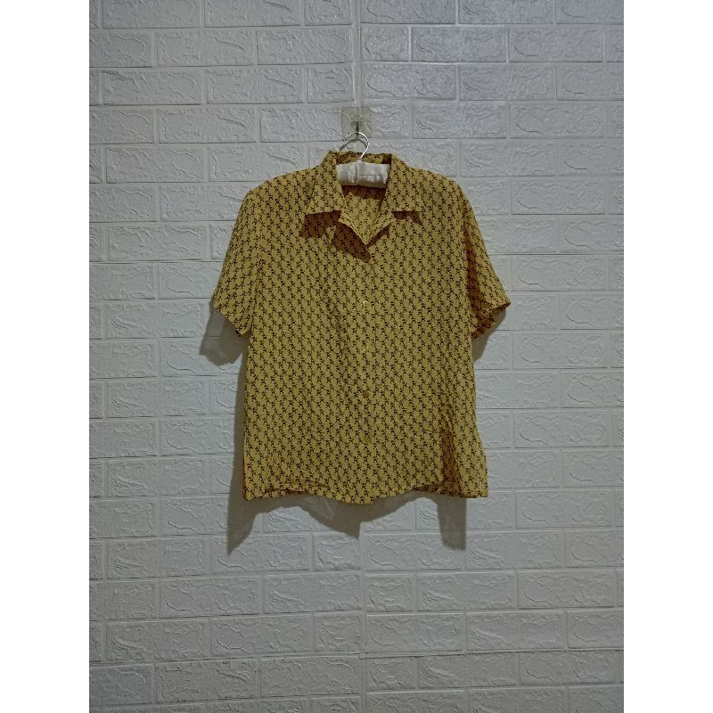 Atasan / blouse kuning mustard