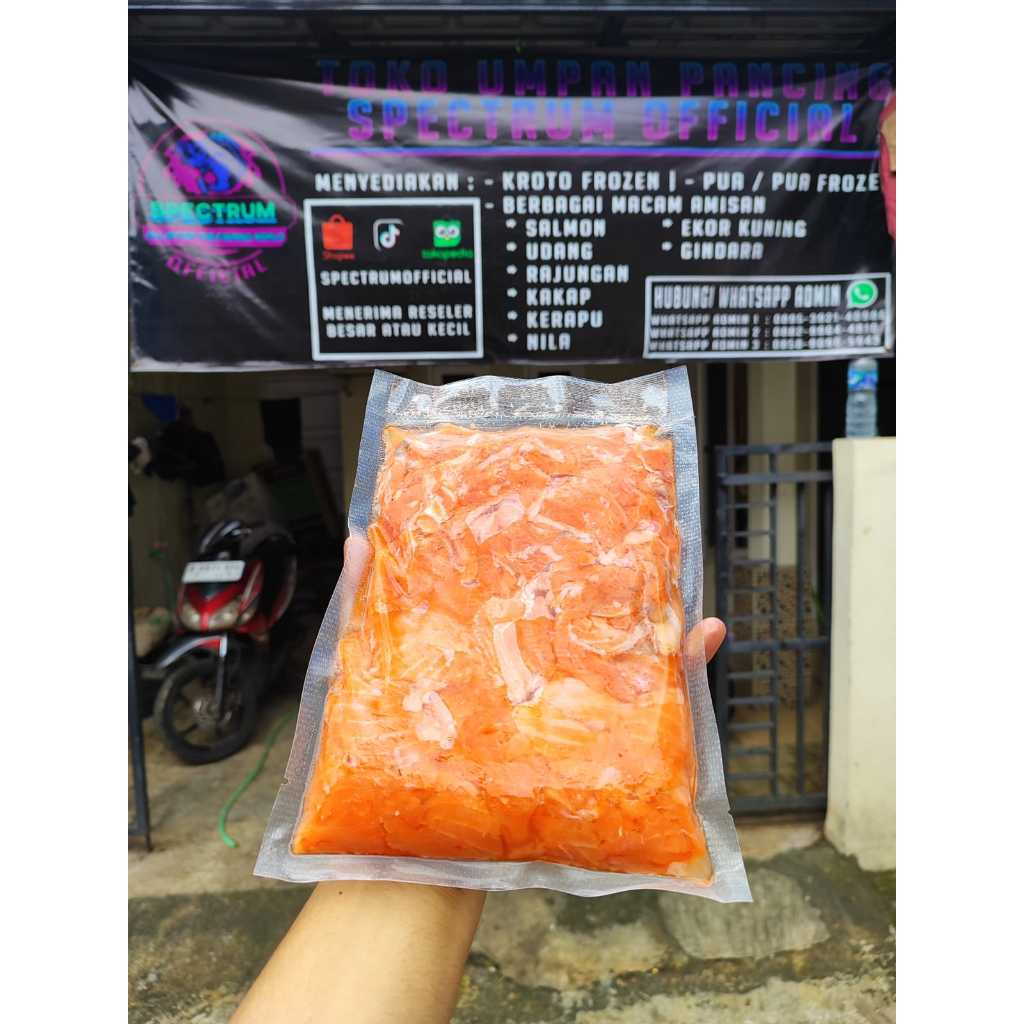 

Salmon Scrape Grade A Norwey ( Kerokan daging Salmon )