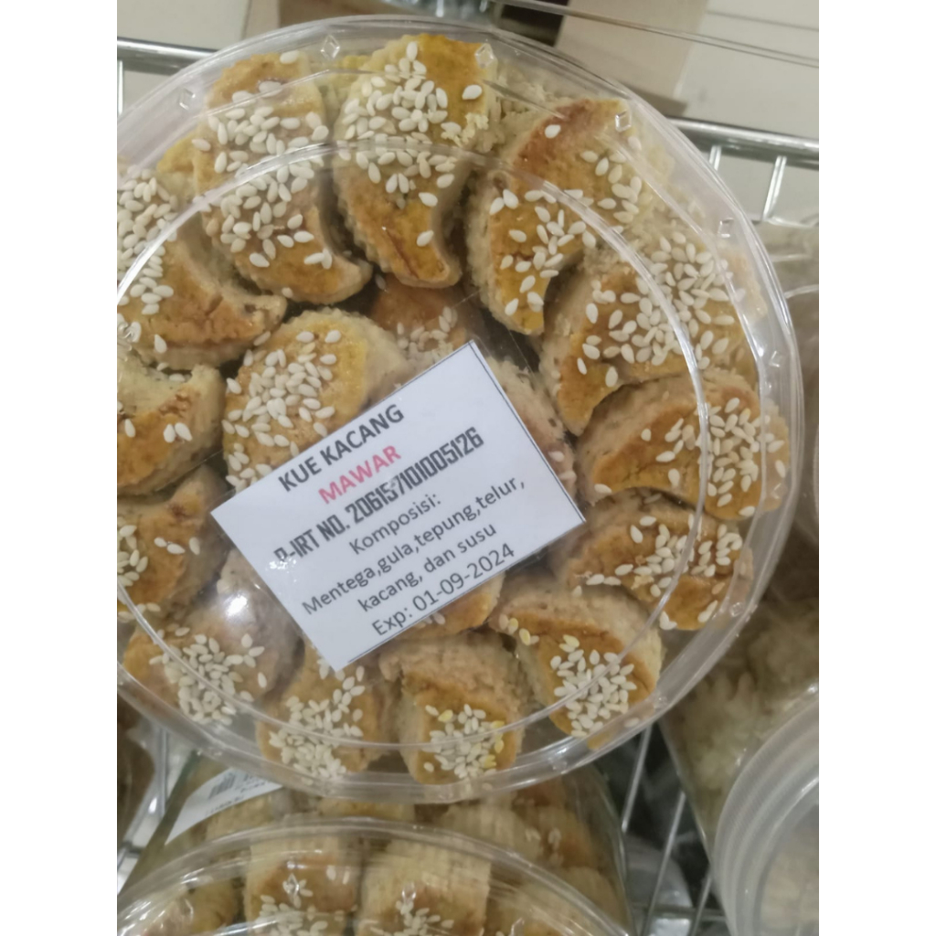 

KUE KACANG WIJEN MAWAR RENYAH GURIH LEMBUT