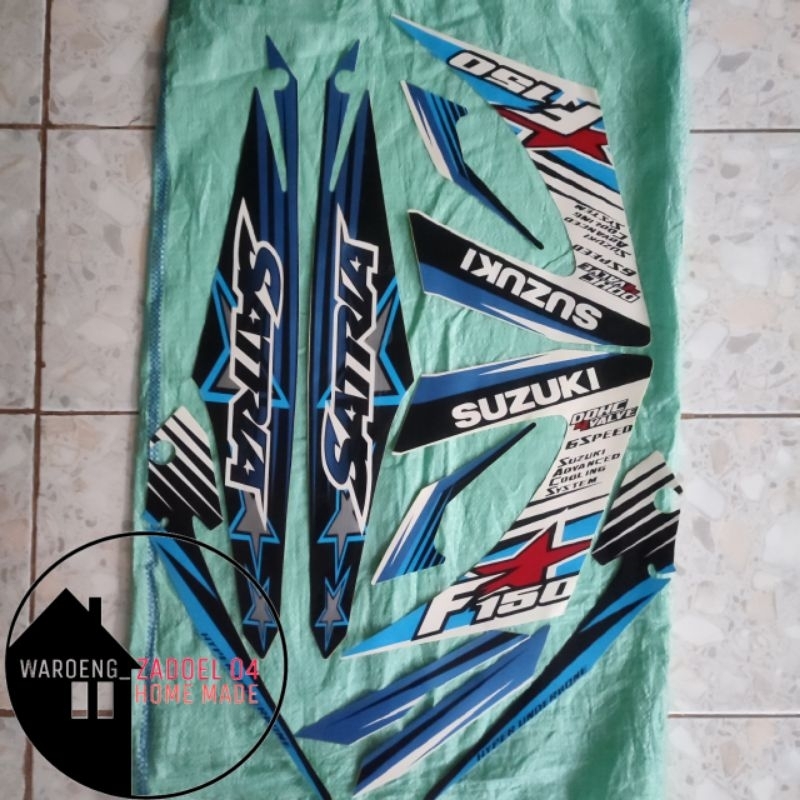 Striping Suzuki Satria Fu Facelift Biru Putih Tahun 2014