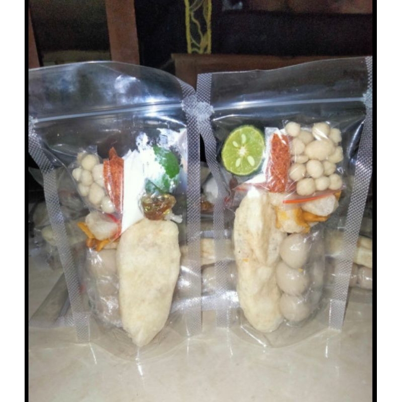 

Baso Aci tulang rangu, ayam suwir & baso Aci kriwill