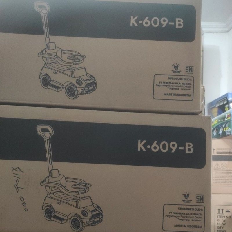 

KARDUS TEBAL BEKAS BESAR KEADAAN BAGUS