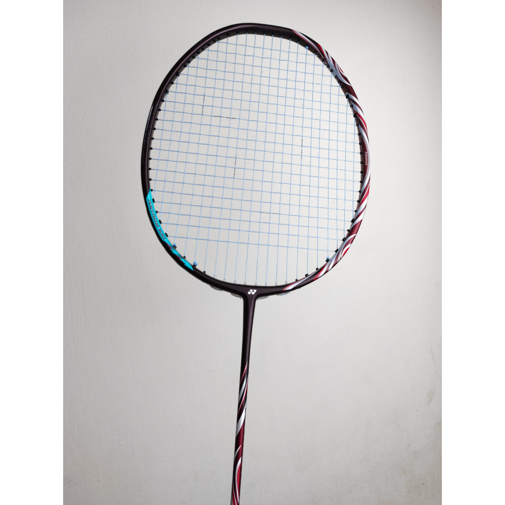 Yonex Astrox 100ZZ Kurenai 4UG6 Second Like new Preloved Bekas