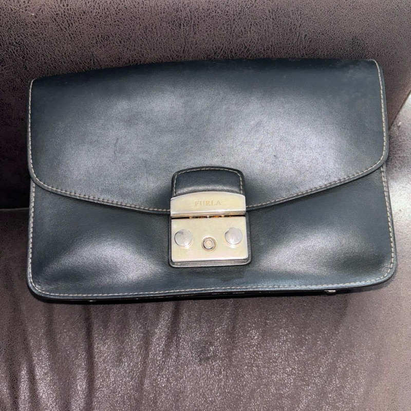 Preloved Furla Medium Metropolis