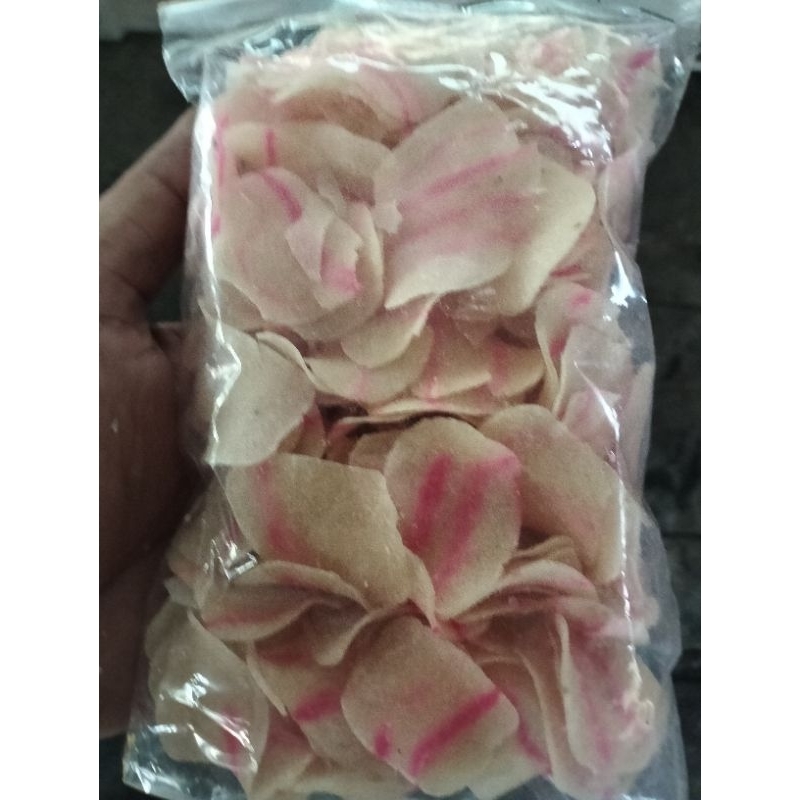 

Kerupuk Karag (ketela pohon) khas pedesaan