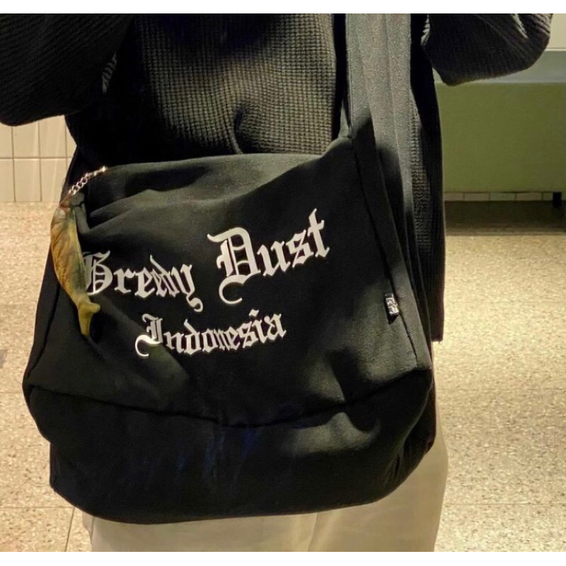 SLING TOTEBAG GREEDY DUST INDONESIA