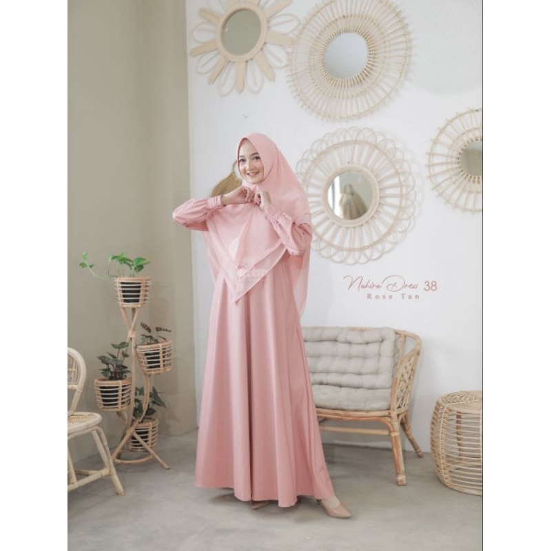 NAHIRA DRESS BY ATTIN