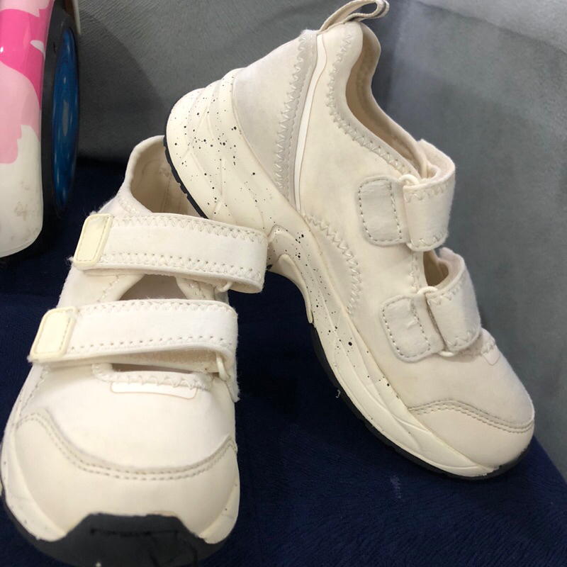 Sepatu Anak Zara