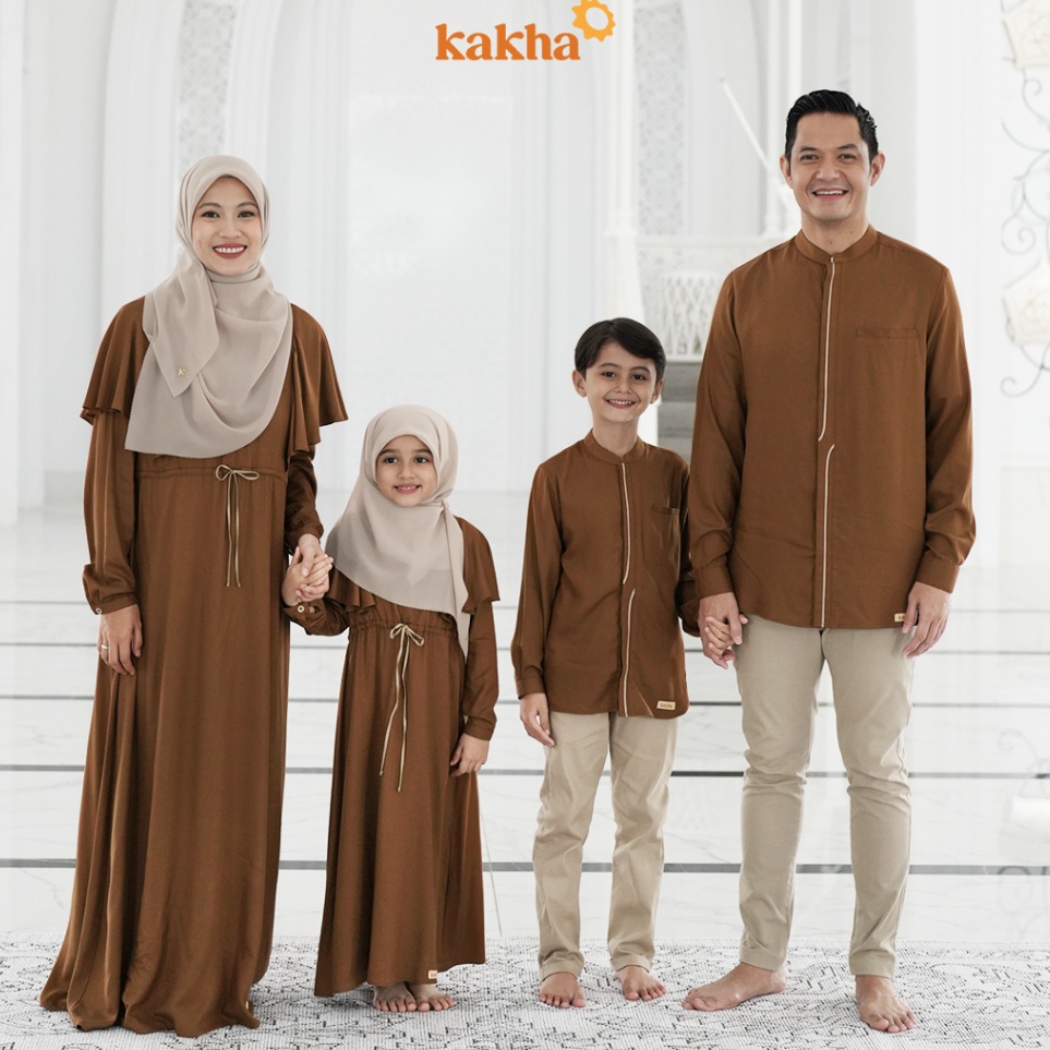 Trend Dicari  Kakha x Alyssa Soebandono  Sarimbit Keluarga Kapuas A  Baju couple keluarga  Sarimbit Keluarga  Baju muslim couple