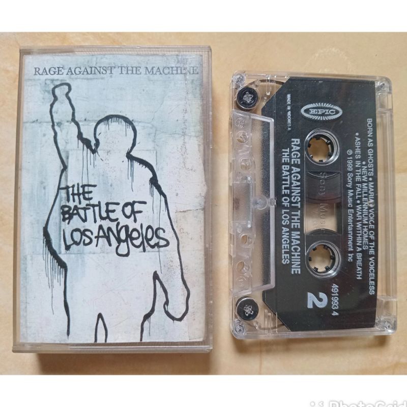 Kaset Rage Against The Machine