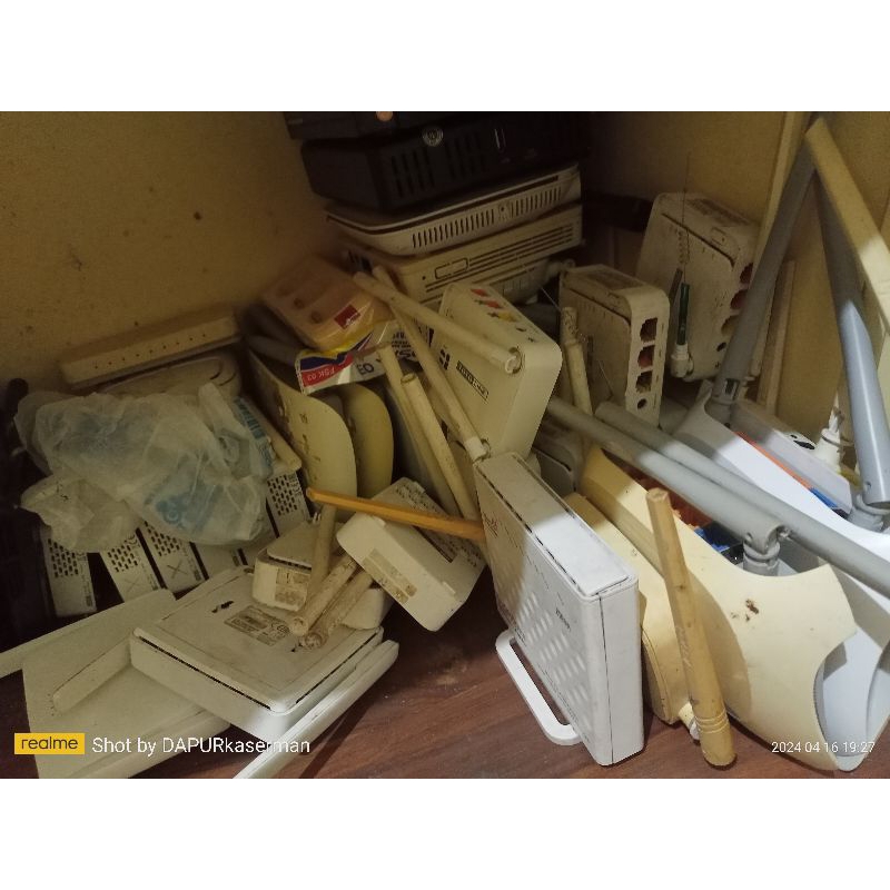 router bahan Oprek/rusak
