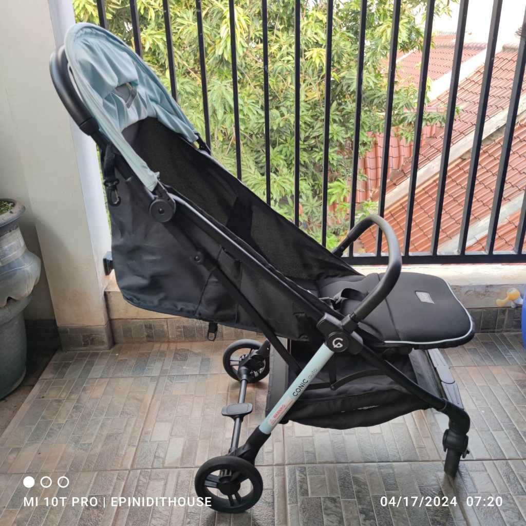 Stroller Cocolatte Cabin Size 70152 Conic Auto Fold Kereta Bayi Bekas Preloved