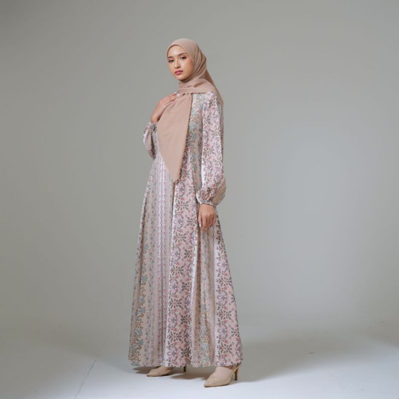 Zivara Dress by Le Khari