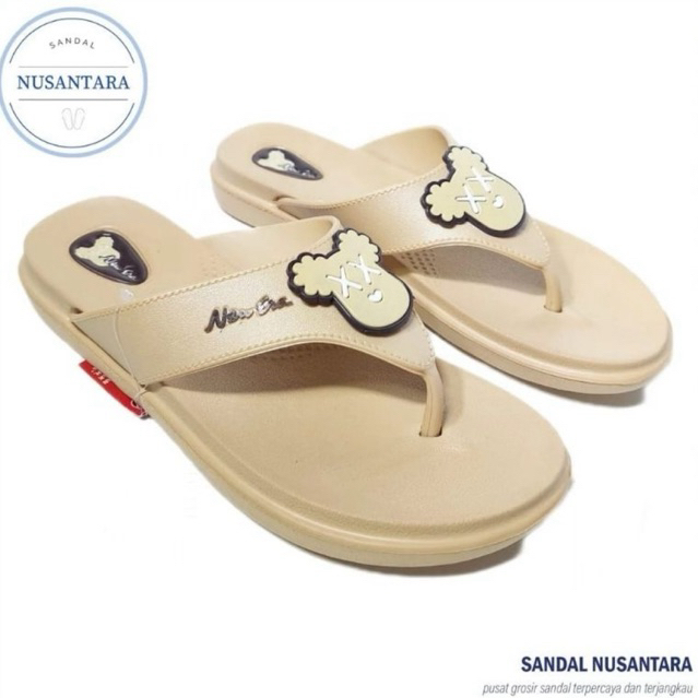 KKY-[SANDAL ANAK] Sendal Karakter Kartun Wanita Cewek Kaws Beruang Lucu New Era Jepit Japit Jelly Ka