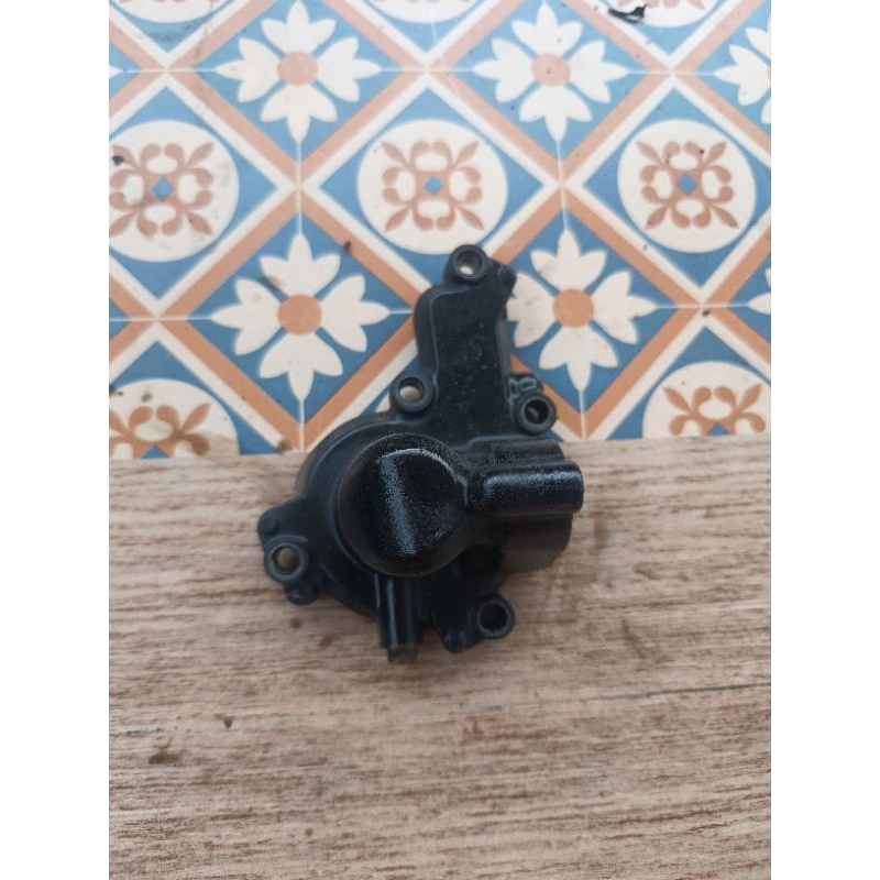 TUTUP WATERPUMP KAWASAKI BAJAJ PULSAR NS200 ORIGINAL COVER TUTUP KIPAS WATERPUMP BAJAJ NS200 ORI
