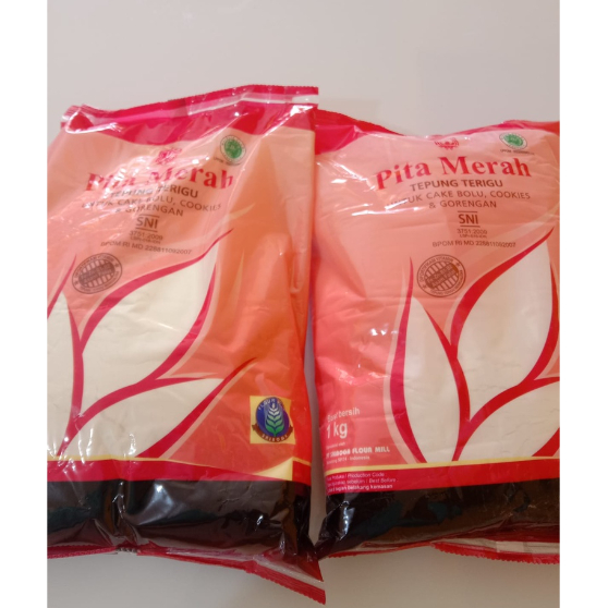 

Tepung Terigu Pita Merah Sriboga 1 Kg Halal