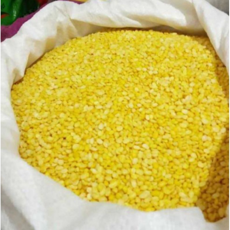 

Kacang ijo kupas import 1kg dijamin slalu fress!!! GRADE AAA