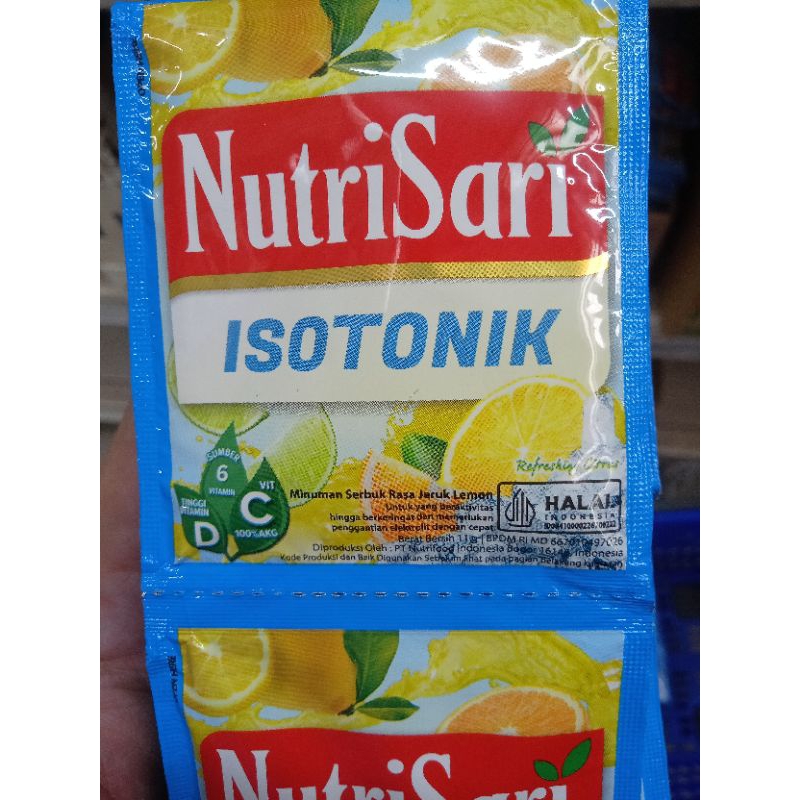 

nutrisari isotonik rasa jeruk lemon per renceng isi 10 sachet