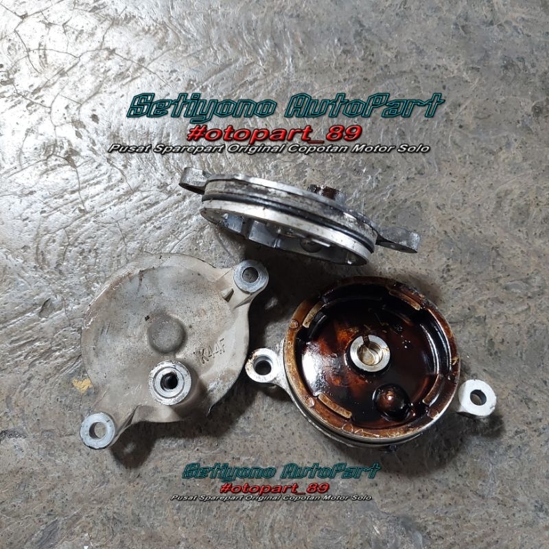 Cover Tutup Oli Pump Tutup pompa oli Beat Fi K44 Original Scoopy fi Beat Street