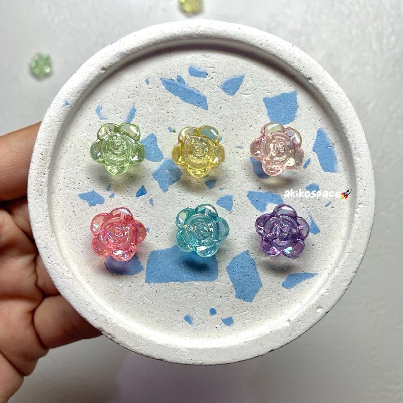 Manik Mote Bunga Mawar Bening