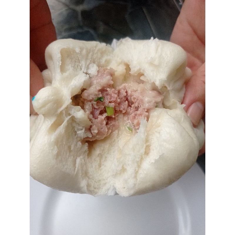 

Pekbak (bakpao daging cincang tanpa kecap)