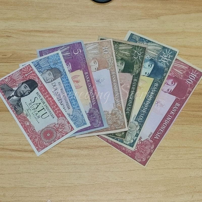 Replika 1 Set Uang Mainan Rupiah Indonesia edisi Soekarno tahun 1960an untuk Mahar / Rupiah / Rp / 1