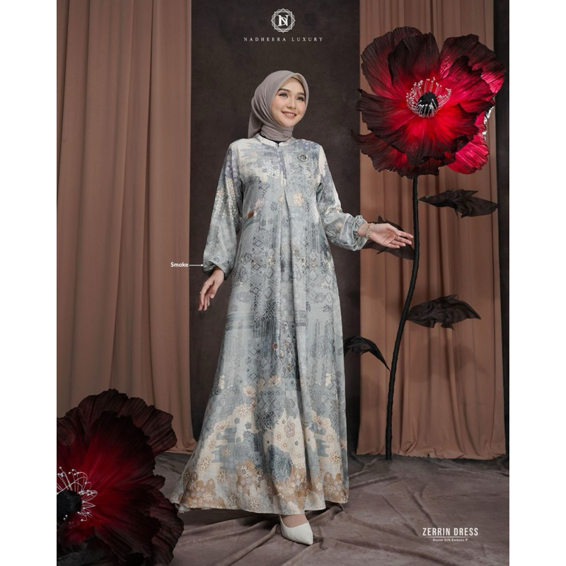 Zerrin Dress by Nadheera Luxury / Dress Motif by Nadheera Luxury / Nadheera Luxury